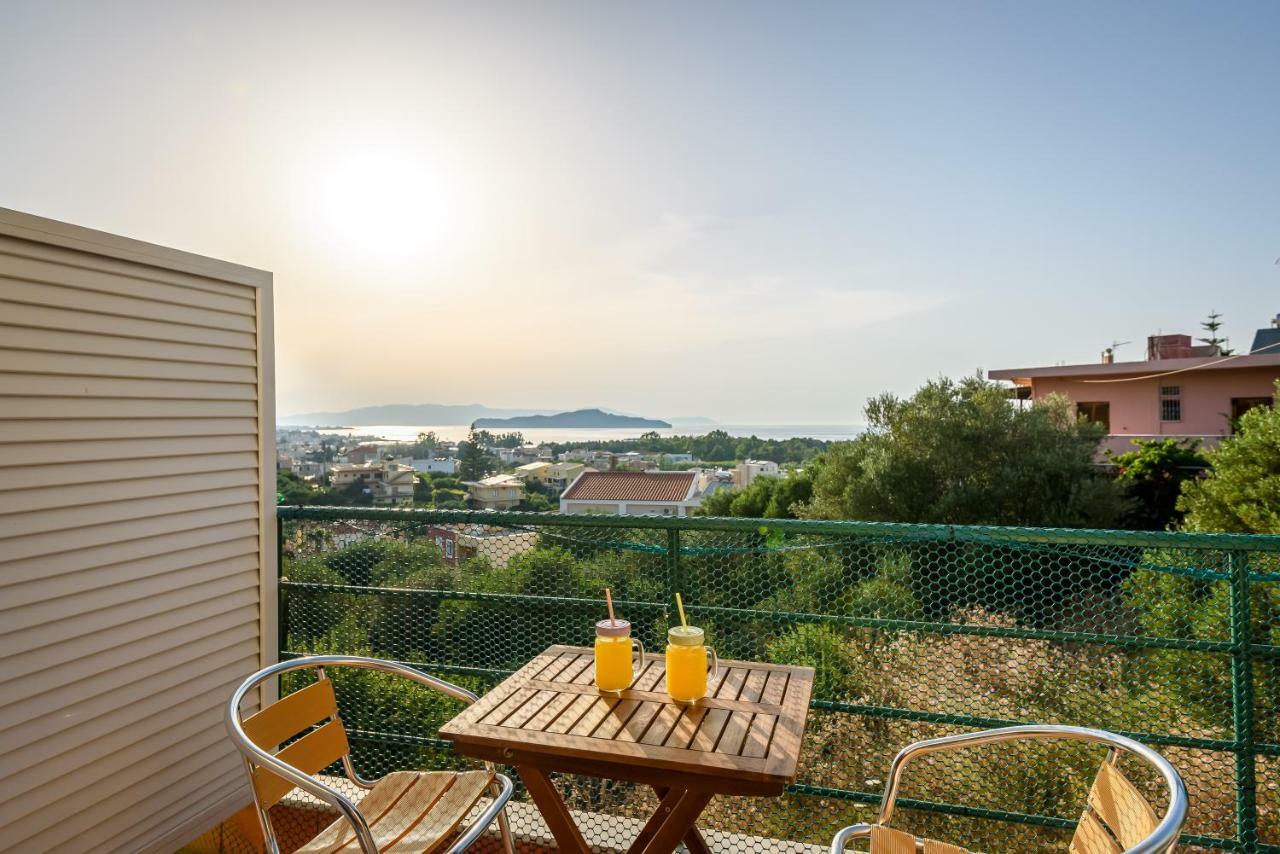 Golden Beach Hill Apartments Kato Daratso Exterior foto